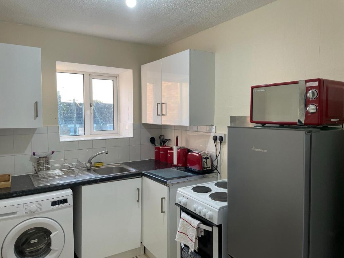Nnk Air Bnb Enfield Eksteriør bilde
