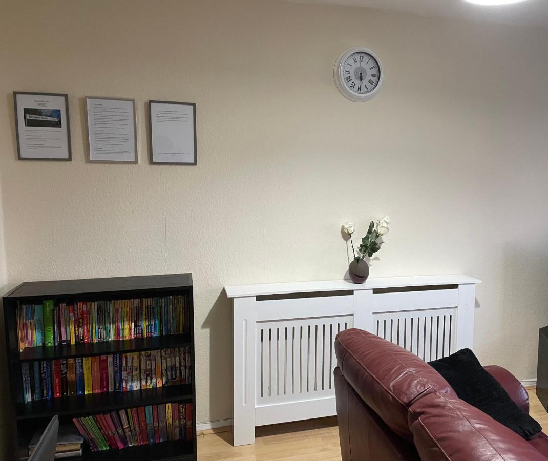 Nnk Air Bnb Enfield Eksteriør bilde
